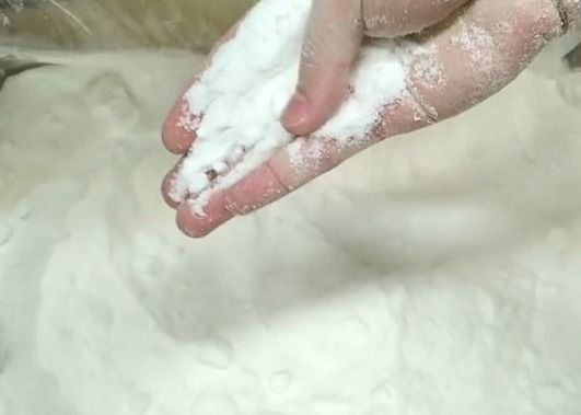 White Food Grade Emulsifiers Asam lemak tanpa bau kurang dari atau sama dengan 2 persen yang dirancang untuk aplikasi industri makanan